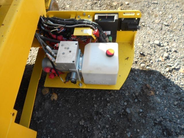 Work platform GENIE GS 1330, Leichtscherenarbeitsbühne Genie 5,9 m