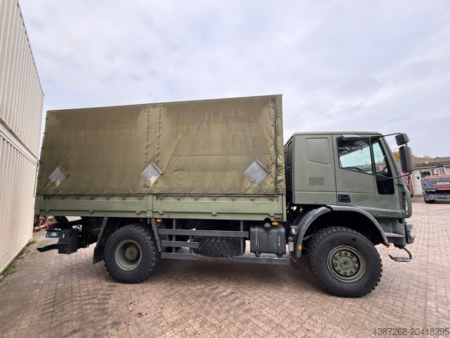 LKW mit Pritsche & Plane IVECO 140E24 4x4 / Armee / Militär / Camper