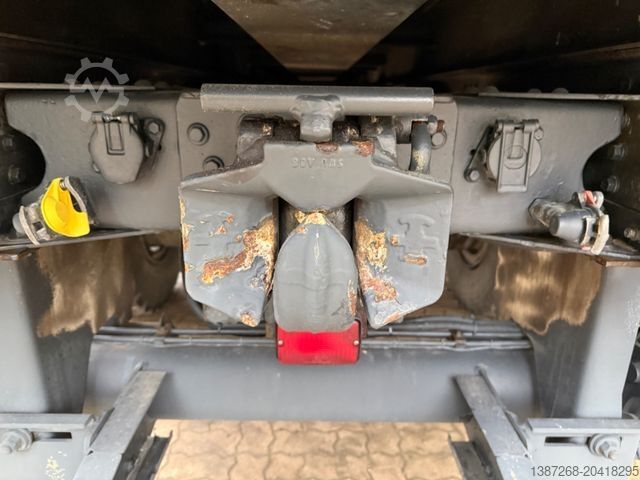 LKW mit Pritsche & Plane IVECO 140E24 4x4 / Armee / Militär / Camper