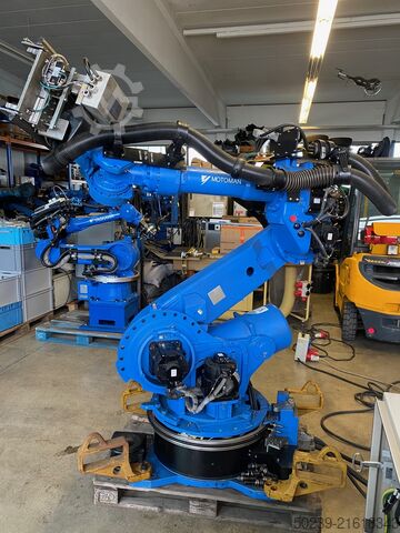 Industrieroboter MOTOMAN Yaskawa ES165 DX100+7. Achse