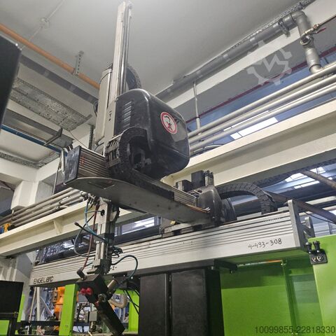 Injection molding machine ENGEL VC650/150