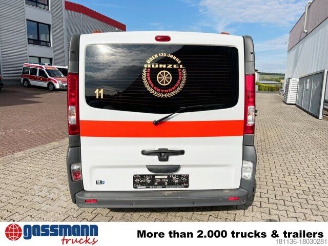 Fire truck Renault Trafik 2.0 dCi115 4x2, Krankentransporter