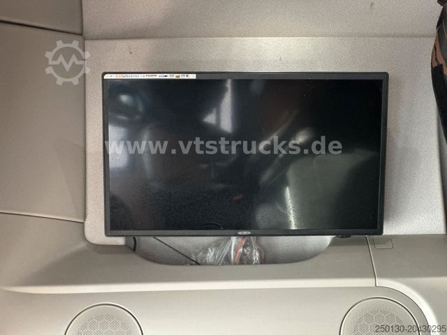 Cattle truck DAF XF 530 4x2 Finkl 2.Stock Viehaufbau