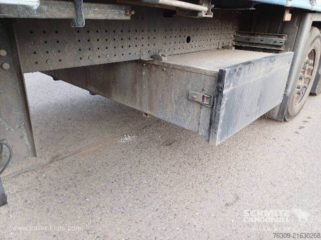 Auflieger mit Pritsche & Plane Schmitz Cargobull Curtainsider Standard Getränke