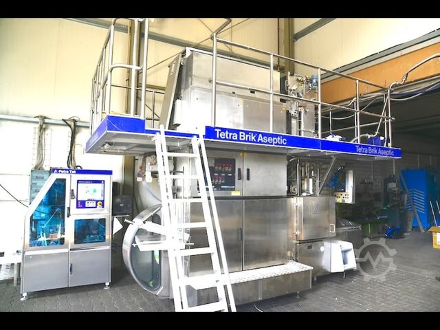 Used Tetra Pak TBA 19 200ML Slim Filling machine Tetra Pak® TBA 19 V10