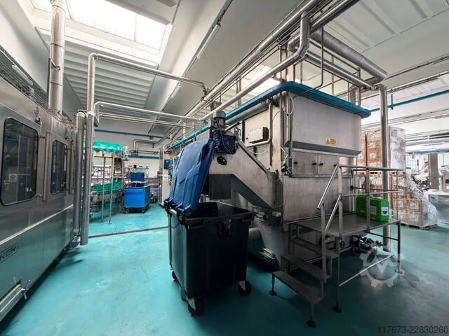 Used R. BARDI nilo 2-20R bottle washer 20000 BPH Bardi Nilo 2-20R
