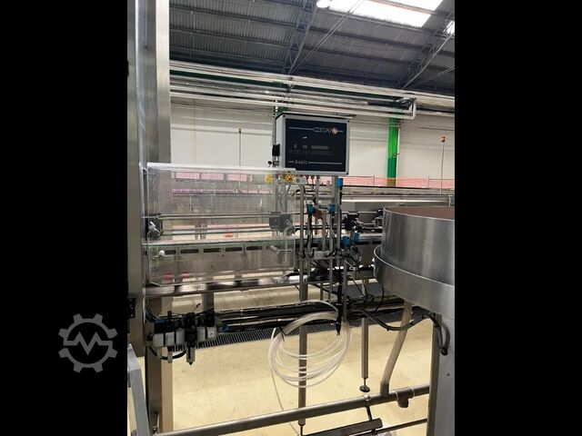 Used FUJI 410 sleeve applicator labeling machine for PET 10000 BPH Fuji Seal 410 DT-STH-DHA