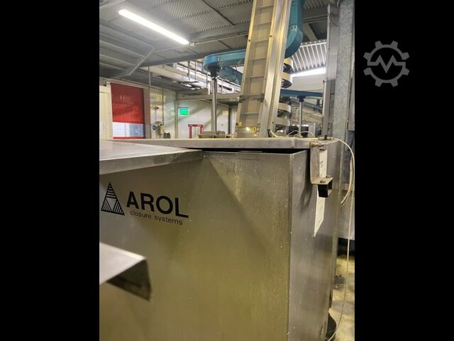 Gebrauchte AROL Verschließmaschine mit 8 Köpfen - 16000 BPH Arol 8 teste