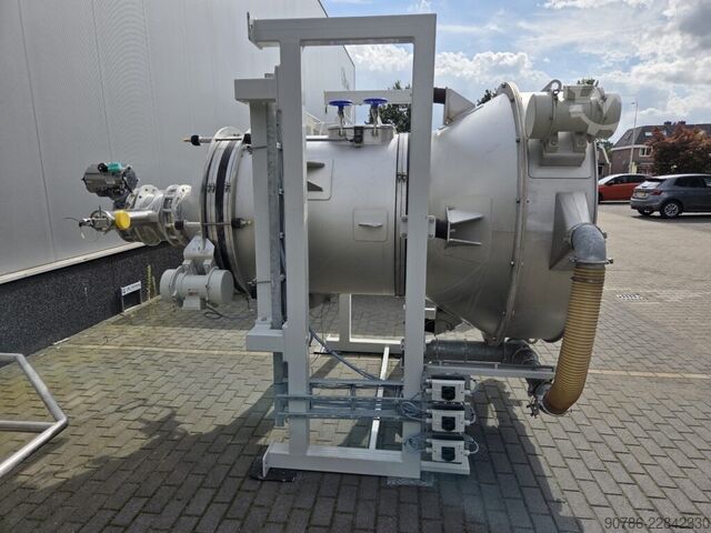 AZO GmbH Big-Bag-Entleerstation mit Dosierschnecke und Vibrationsboden AZO GmbH 