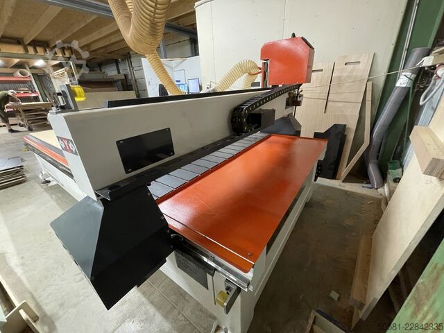 4.5 kW HSD Air cooling spindle 3-axis CNC Router FS1530