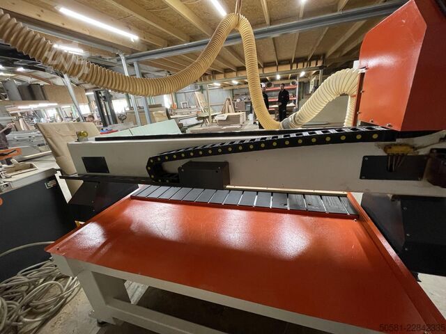 4.5 kW HSD Air cooling spindle 3-axis CNC Router FS1530