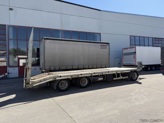 Low loader trailer Möslein TO 3 Schwebheim  3 Achs Tieflader Plato
