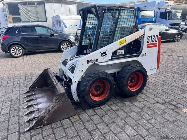 Radlader BOBCAT S130..Hydraulische Anschlüsse.2130Std