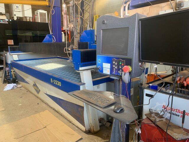 Waterjet cutting machine Ward Jet Emerald E1530