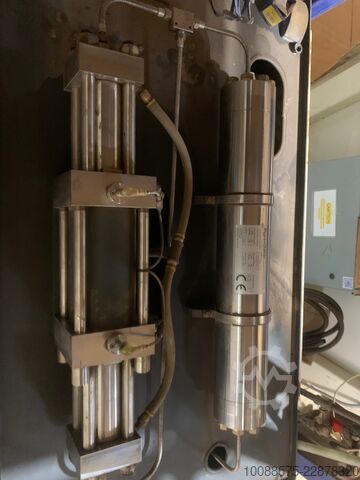 Waterjet cutting machine Ward Jet Emerald E1530