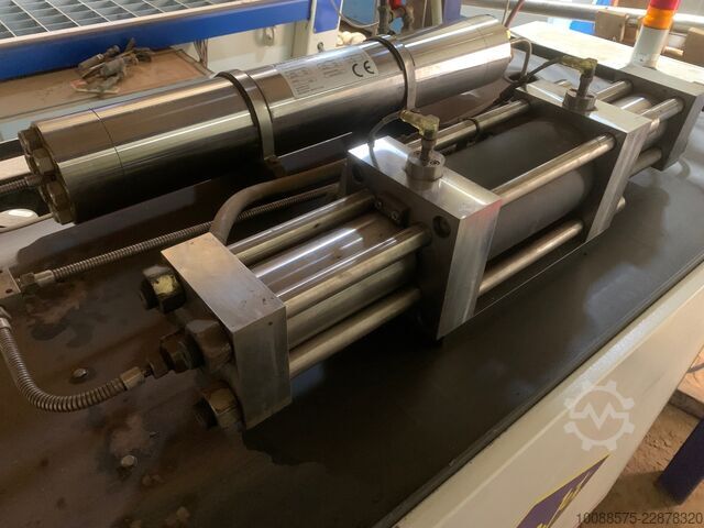 Waterjet cutting machine Ward Jet Emerald E1530