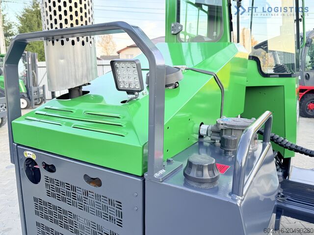 Vierwege-Gabelstapler Combilift C4500 / DIESEL / DUPLEX WIDE POSITIONER