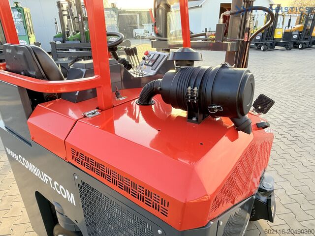 Vierwege-Gabelstapler Combilift C3000CB GAS TRIPLEX 4900 FREE-LIFT