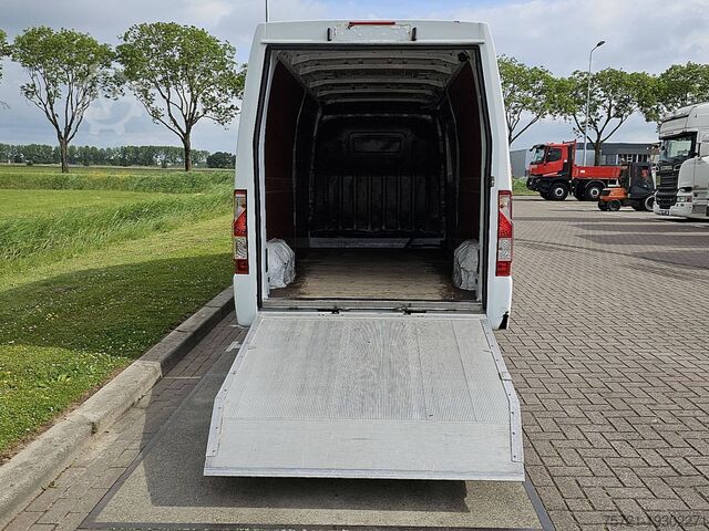 High-roof van OPEL MOVANO 2.3 maxi laadklep ac