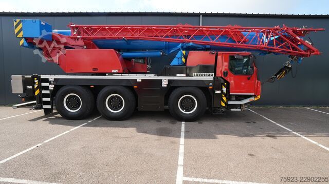 Kranwagen Liebherr LTM1050-3.1 WITH JIB AND VARIOBASE