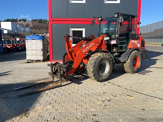 Radlader Kubota R065