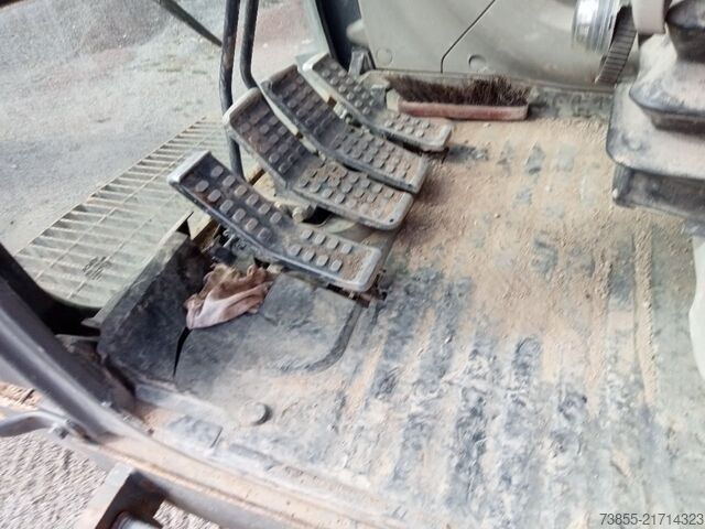 Abbruchbagger Hitachi ZX350LC-3 with standard earth boom and long-front boom