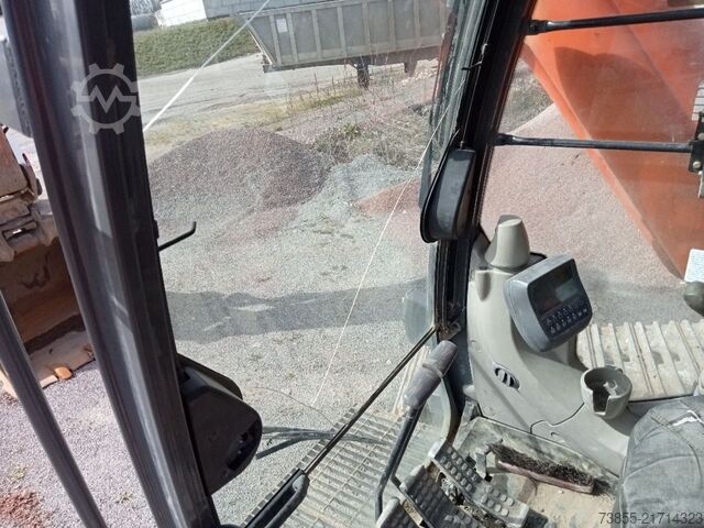 Abbruchbagger Hitachi ZX350LC-3 with standard earth boom and long-front boom