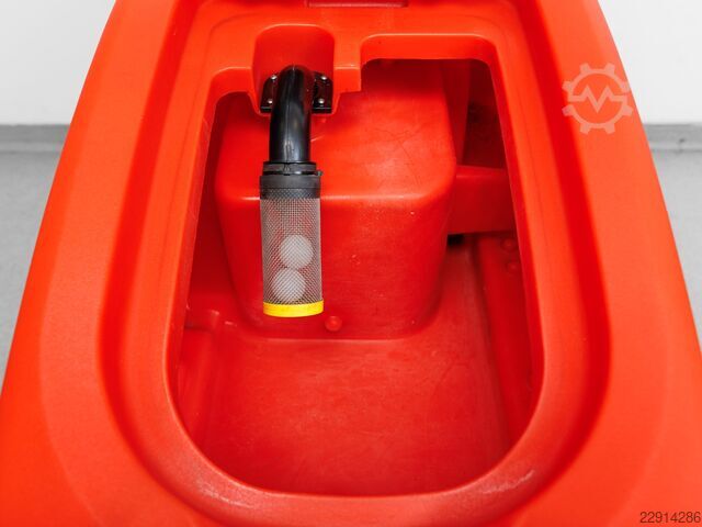 HAKO SCRUBMASTER B70 NEW BATTERIES Hako Scrubmaster B70 TB650 - 2014y - 1888h