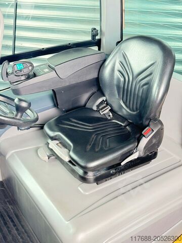 Elektro 4-Rad Jungheinrich EFG 430 - Service Neu - Batterie 83% - Garantie