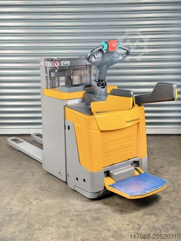 High lift truck driver Jungheinrich ERD 220 - Service Neu - Batterie 87%