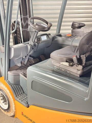 Elektro 4-Rad Jungheinrich EFG 430 - Service Neu - Batterie 92% - Triplex