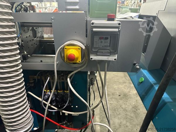 Injection molding machine Boy XS