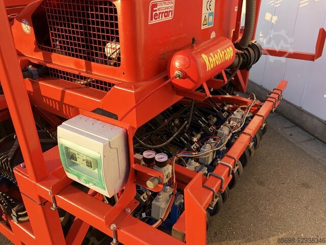 Ferrari Rotostrapp planting machine selfdriven 6 row 210 cm FERRARI Rotostrapp