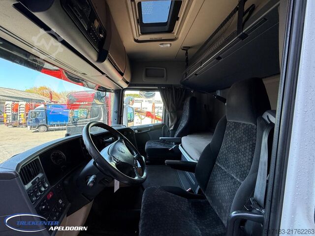 Standard tractor Scania R 520 V8 6x4, Retarder, ADR