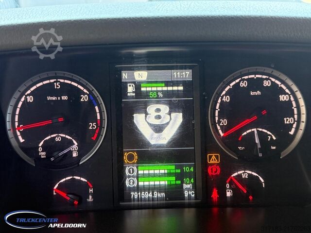 Standard tractor Scania R 520 V8 6x4, Retarder, ADR