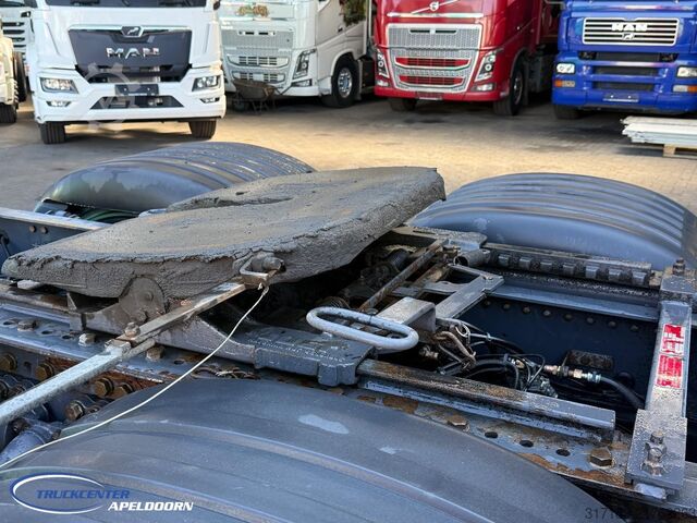 Standard tractor Scania R 520 V8 6x4, Retarder, ADR