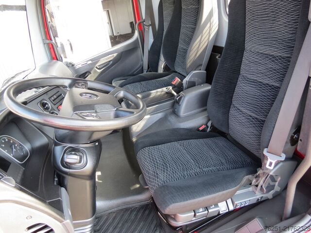 Three-way tipper Mercedes-Benz Atego 3 821 4x2 Kipper