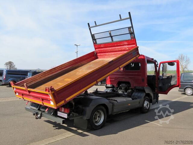 Three-way tipper Mercedes-Benz Atego 3 821 4x2 Kipper