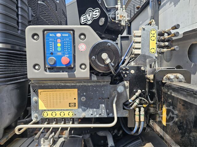 Kranwagen Volvo FH540 8X4 / 8X2 / HMF 28TM KRAN / CRANE / OPRIJ...