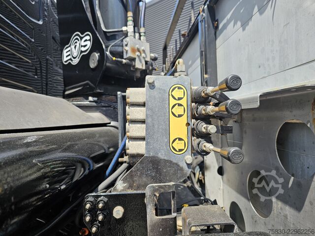 Kranwagen Volvo FH540 8X4 / 8X2 / HMF 28TM KRAN / CRANE / OPRIJ...