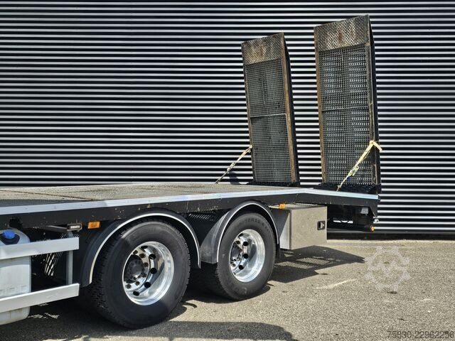 Kranwagen Volvo FH540 8X4 / 8X2 / HMF 28TM KRAN / CRANE / OPRIJ...