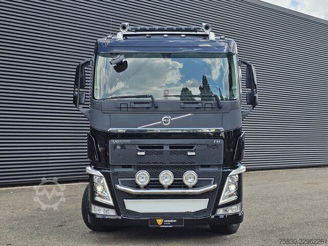 Bergungsfahrzeug Volvo FH540 8X4 / HMF 28TM KRAN / CRANE / OPRIJ- MACH...