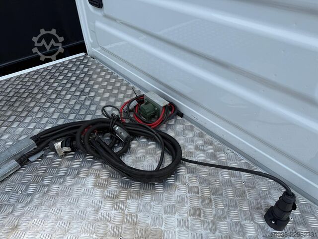 BE-SZM Iveco Daily 40C16 Hi Matic Be trekker 8 Ton Dubbel Ca...
