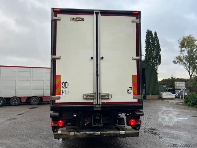 Refrigerated/frozen transport Scania R450 Retarder Chereau 7cm walls and Lift