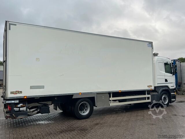 Refrigerated/frozen transport Scania R450 Retarder Chereau 7cm walls and Lift