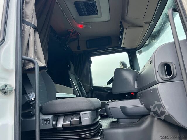 Refrigerated/frozen transport Scania R450 Retarder Chereau 7cm walls and Lift