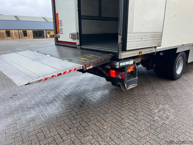 Refrigerated/frozen transport Scania R450 Retarder Chereau 7cm walls and Lift