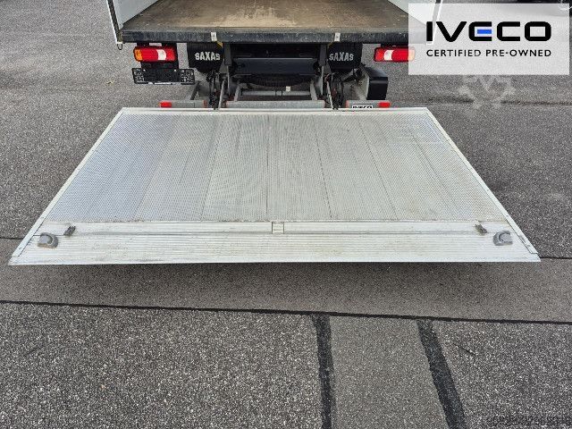 Transporter mit Koffer IVECO 70C18HA8/P Koffer/LBW