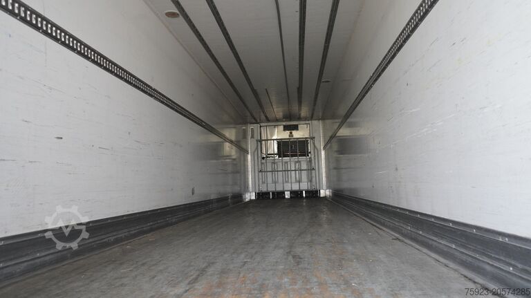 Refrigerated/frozen transport LAMBERET 3 AXLE FRIGO TRAILER WITH THERMO KING SLX300