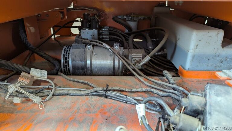 Scissor Lifts Haulotte Comapct 10